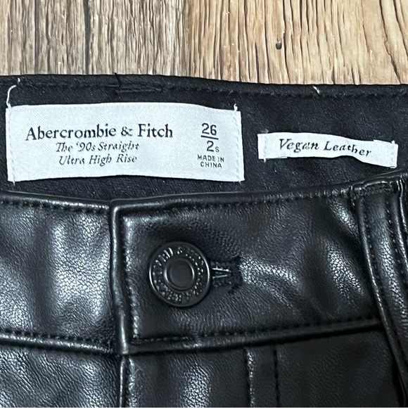 ABERCROMBIE & FITCH Faux Leather Pants Size 6 Black Side Leg Slit New With tags - Picture 7 of 15